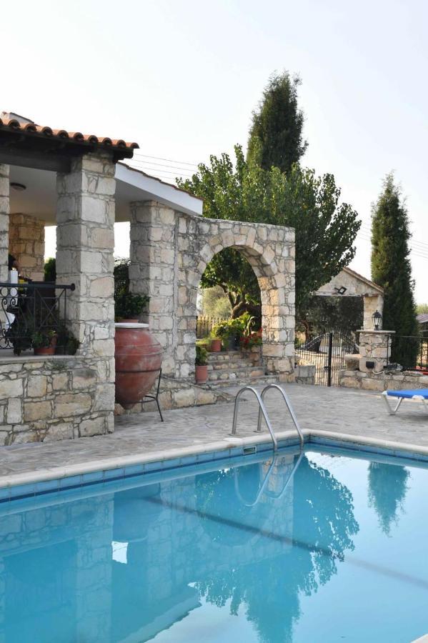 Lasa Black Rock Villa Pafos Exterior foto