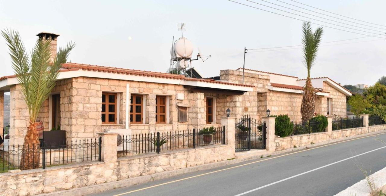 Lasa Black Rock Villa Pafos Exterior foto