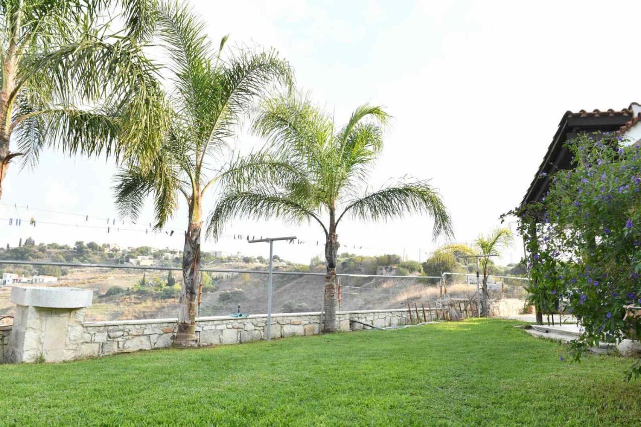 Lasa Black Rock Villa Pafos Exterior foto