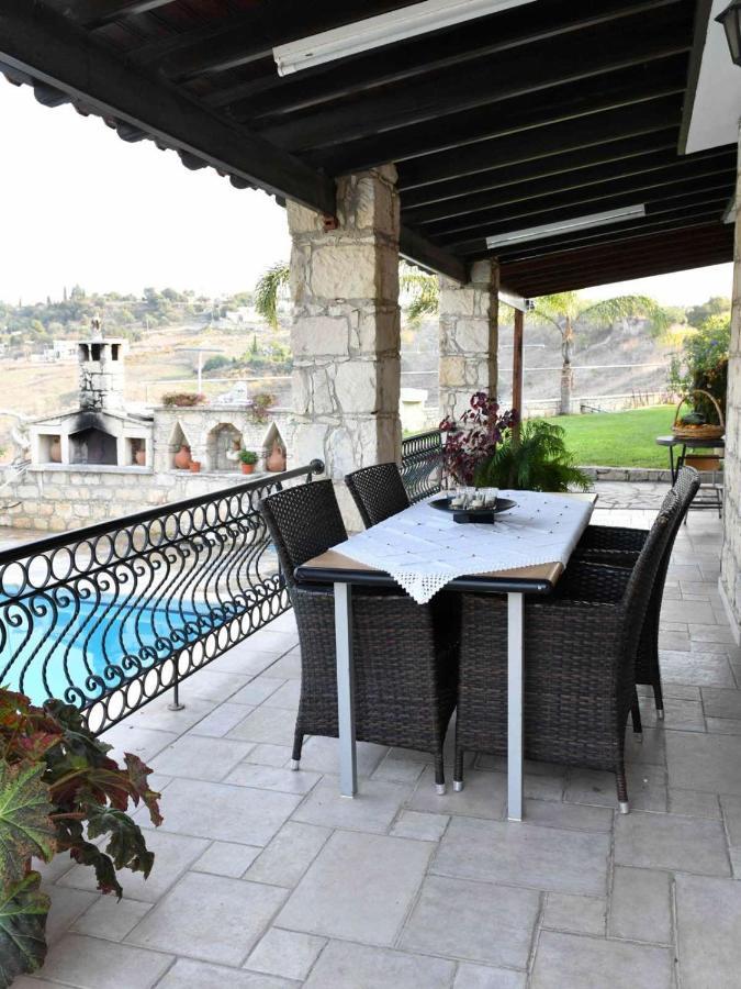 Lasa Black Rock Villa Pafos Exterior foto